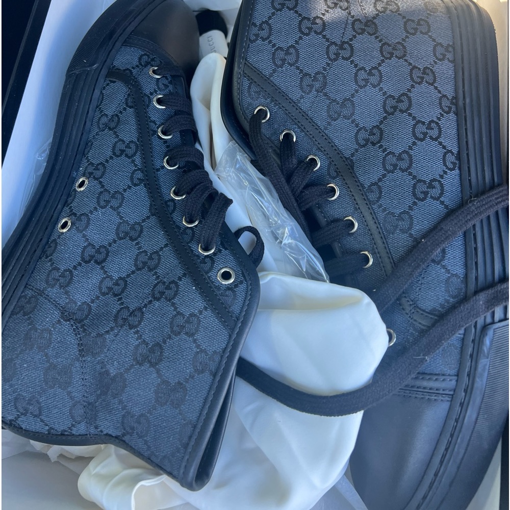 Authentic Gucci shoes